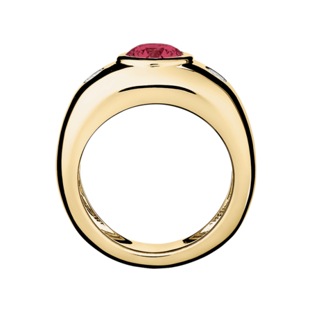 Naples Ruby red in Yellow Gold